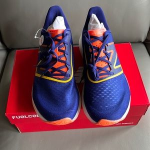 Men's New Balance Fuelcell Rebel v3 Running Shoe size 10 1/2 2E wide